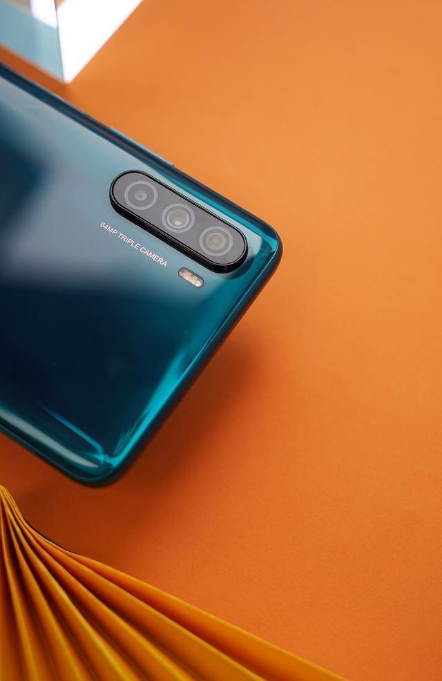 华为麦芒9开箱测评68英寸6400万高清摄影5g手机细品真香