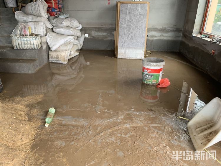 一场大雨房子积水成池胶州天一仁和城开发商天灾