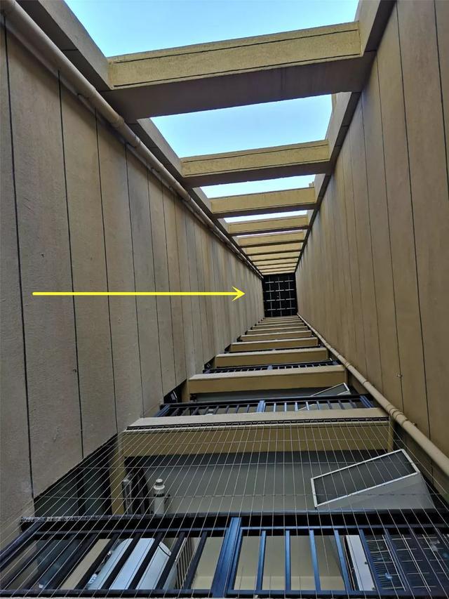 一点是很多业主不能接受的,很多业主家都是厨房和卫生间正对着通风井