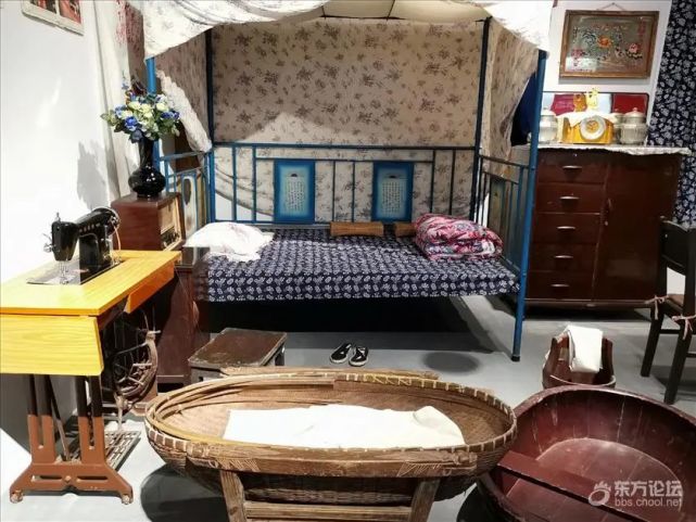 宁波网友晒出七八十年代房间摆设是否还是熟悉的味道