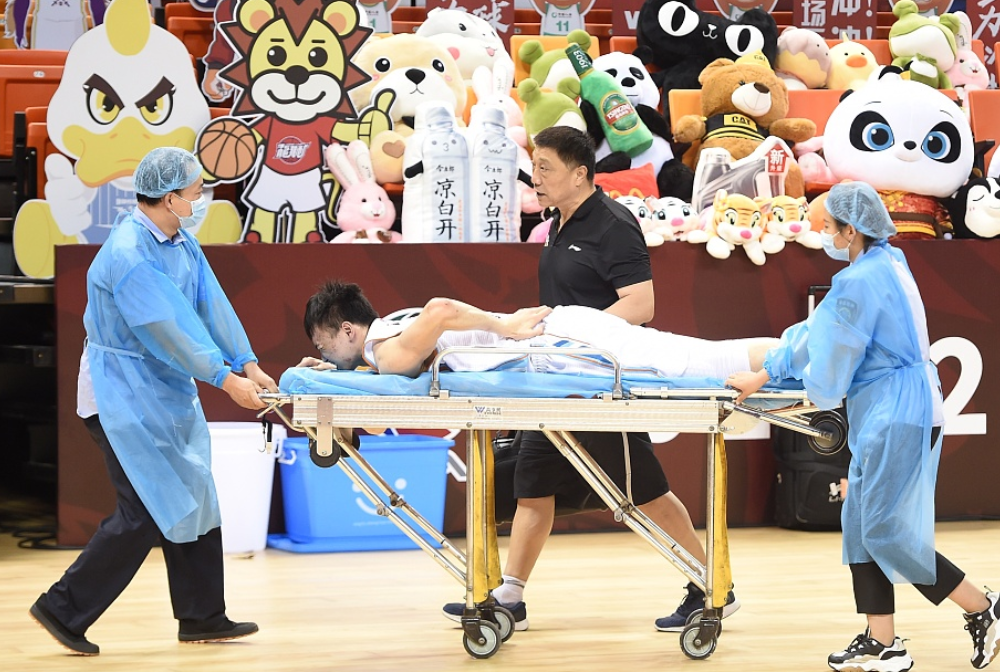 从阿不都到齐麟伤病毁掉新疆争冠机会若全员健康本可挑战广东