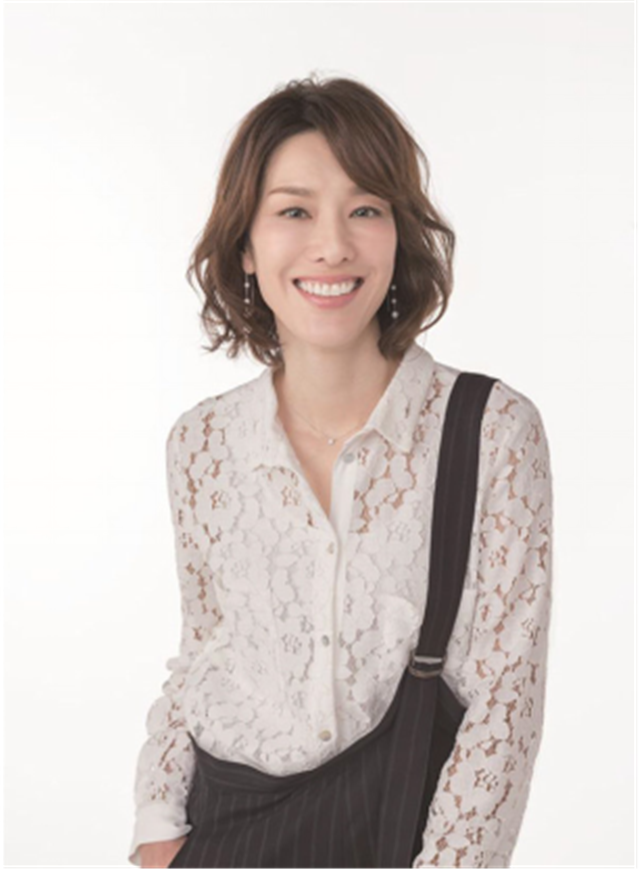 山本未来的外貌有着一种高级的性感,演戏时的她有着非凡的魅力.