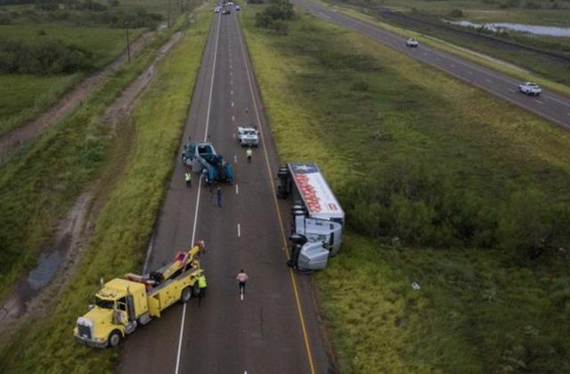特朗普|飓风“汉娜”破坏力极强！掀翻卡车，还摧毁了特朗普建造的边境墙
