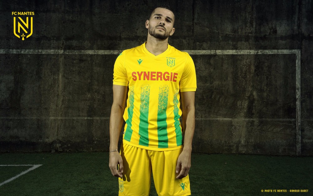 南特发布2020/21赛季主场球衣