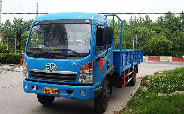 国三货车或将全部淘汰,市场运价将再受打击,卡友:我太难了