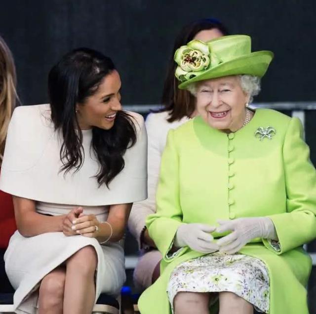 哈里王子|哈里梅根夫妇出版爆炸性新书，披露王室底细，将面临被永久驱逐