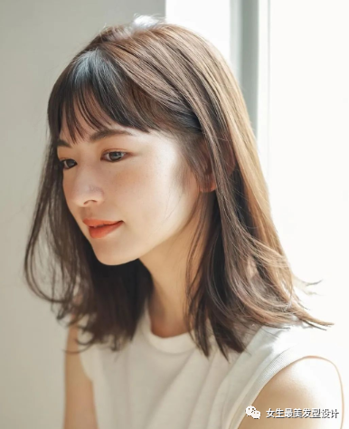 适合发量偏少的"齐肩锁骨发型"_腾讯新闻