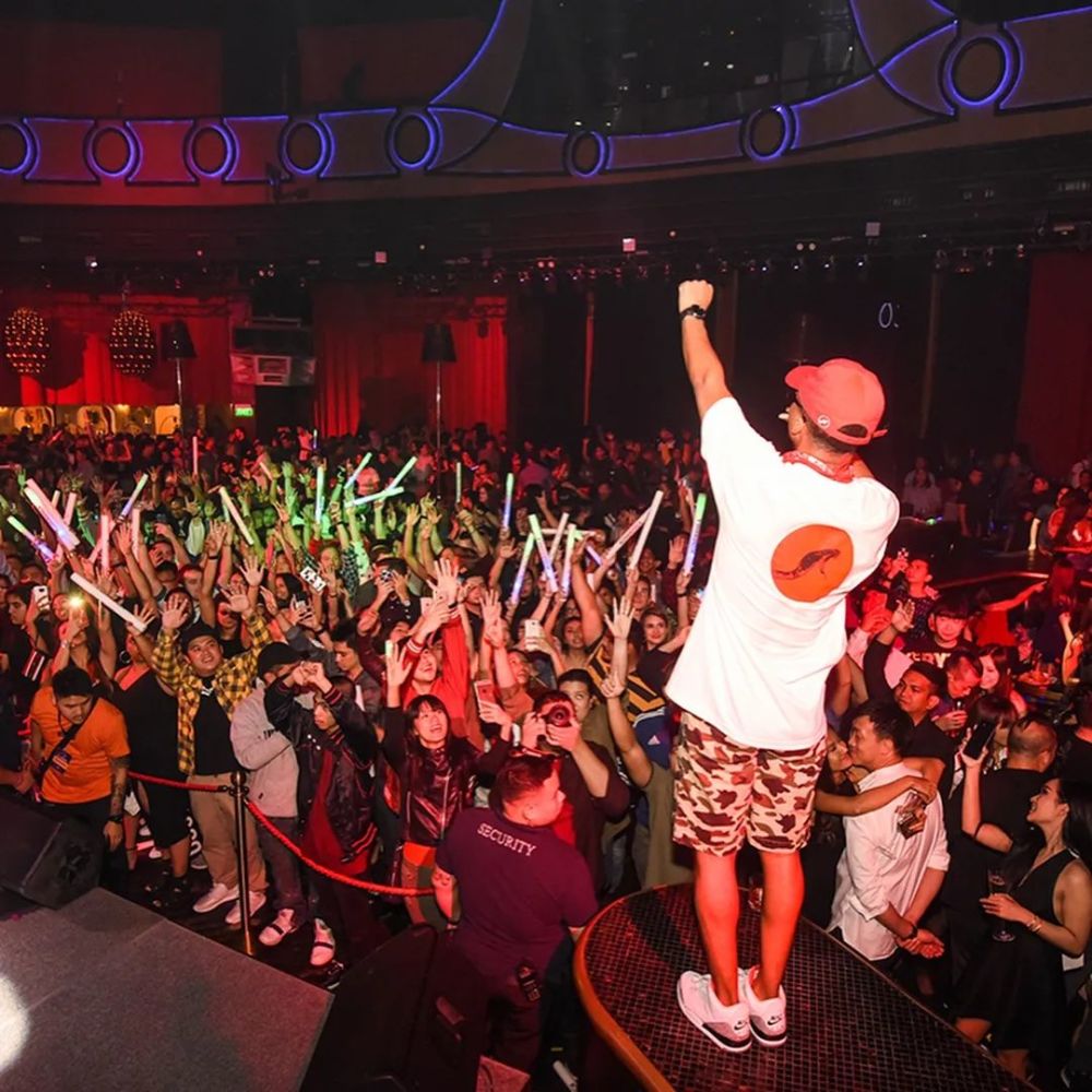 virgilabloh在他的歌中设计球鞋这位嘻哈圈的乖乖仔你认识吗