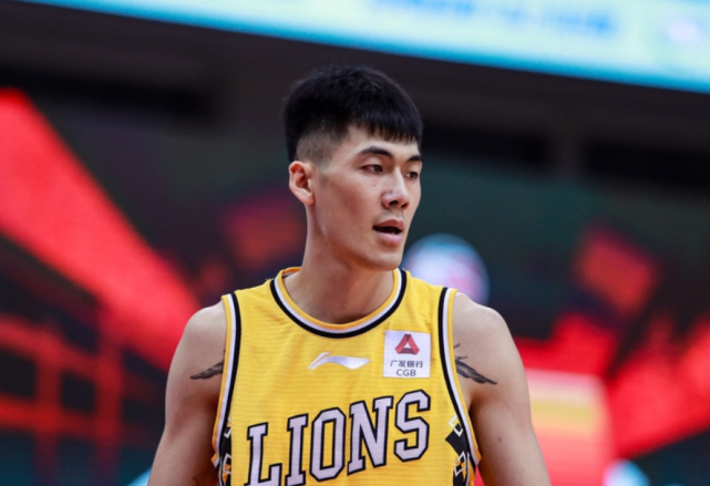 送18次助攻孙铭徽创新高却暴露广厦隐患季后赛想赢福建不容易