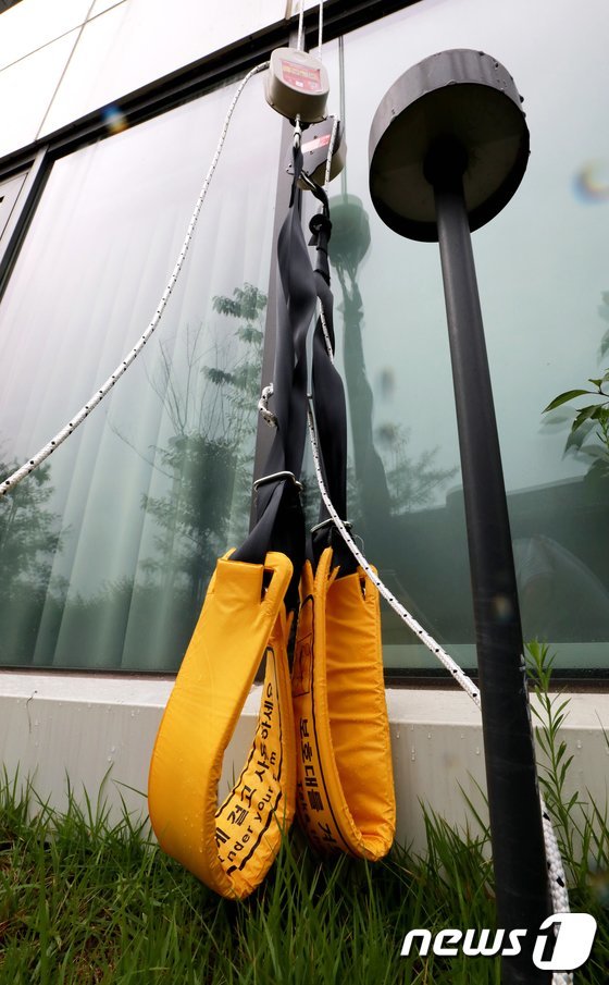 韩国_社会|3名越南人从韩国隔离酒店逃跑：用缓降器滑下6楼