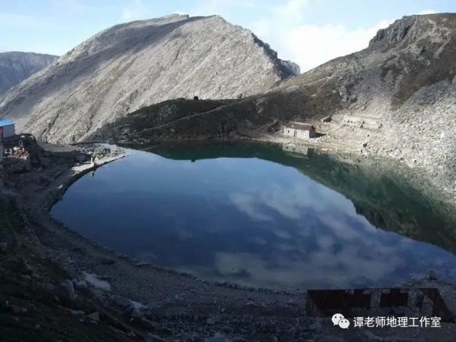 世界著名冰川地貌有哪些?附中国最美十大雪山