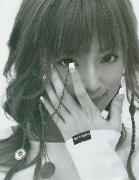 滨崎步有多漂亮?看到最后一张照片,才知道什么叫"艳绝香江"!