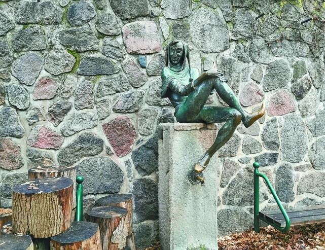 德国小城到处都有捣蛋鬼提尔