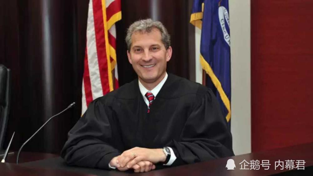 克里斯蒂娜·马丁|美国80岁老人因计算错误少交58元房产税 139平房子惨遭政府没收拍卖