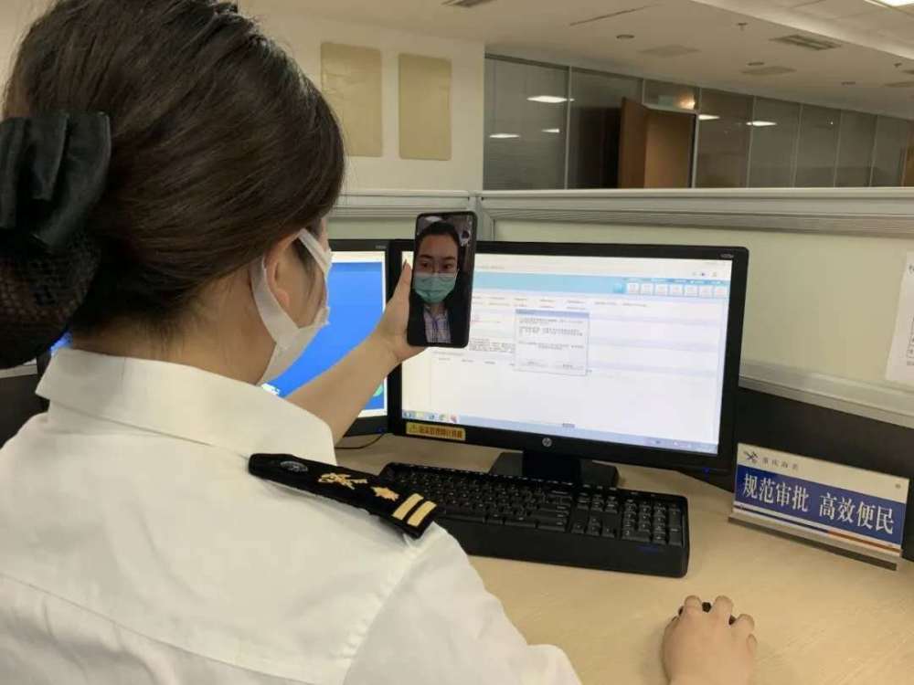 出口变内销 重庆海关打出"组合拳"助加贸企业渡难关