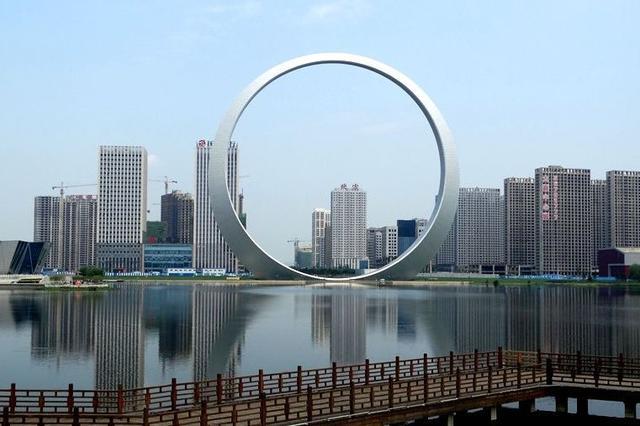 辽宁又一新地标落成,斥资1.12亿,外形世间独有,却没有实用功能