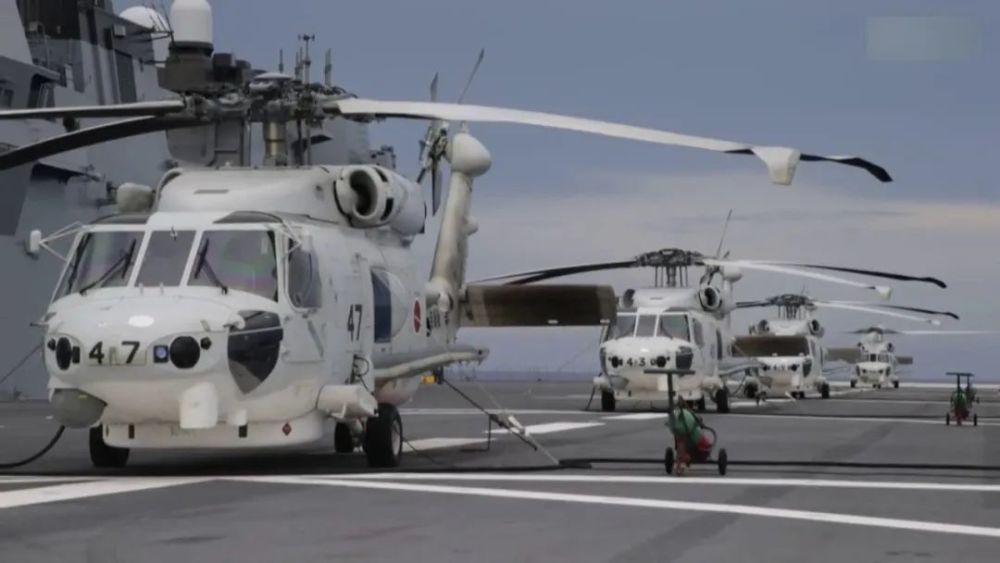 日本_军事|日本政府斥巨资购岛建美军基地，26万人联名反对！