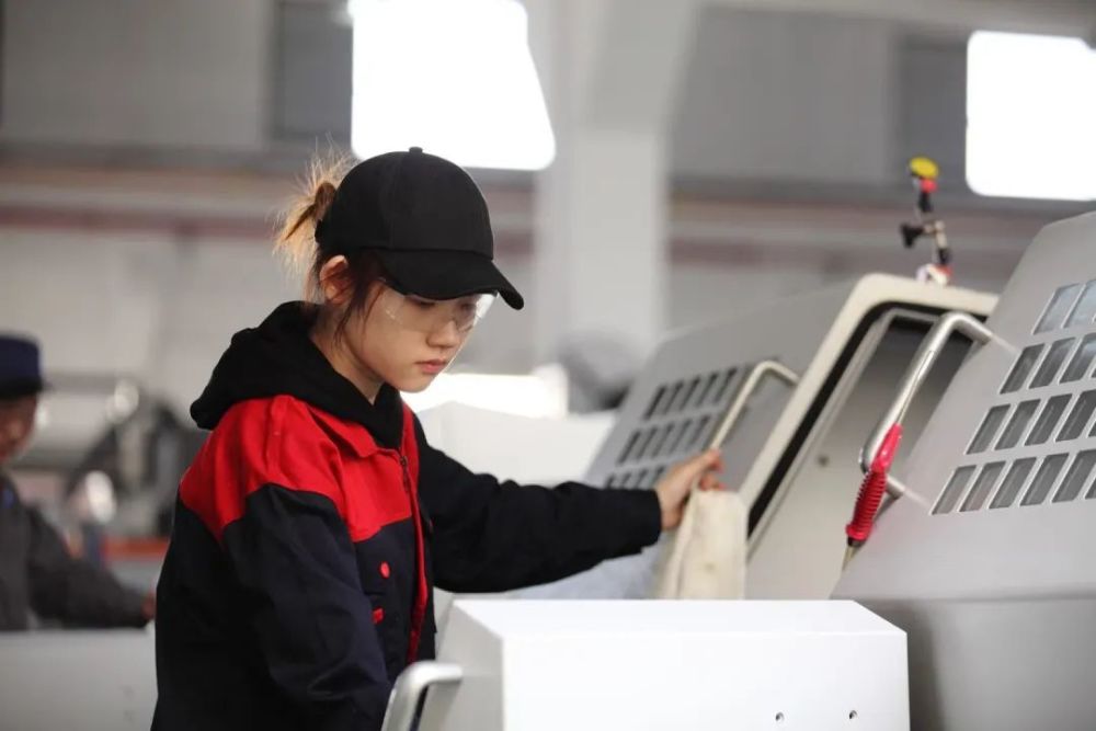 这些小姐姐，真飒！