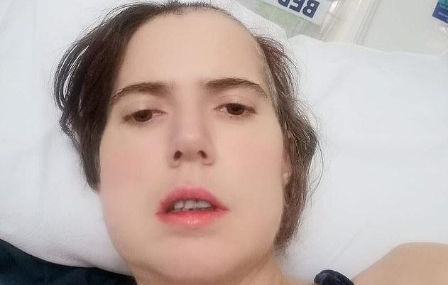 丽贝卡·道尔顿|英国女智齿发炎，因怀孕无法及时手术，谁料被细菌侵入大脑险丧命