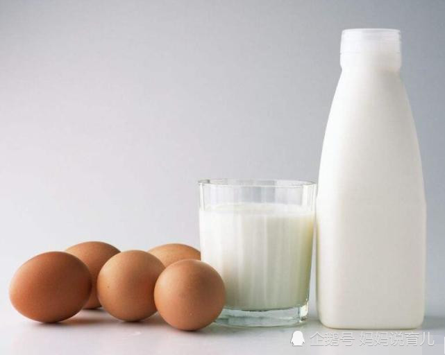 喝牛奶,吃钙片,哪个补钙效果更好?真相出乎意料