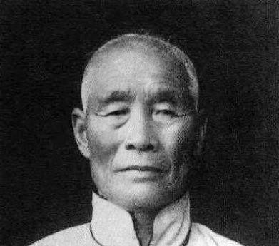 分享 评论 0 慈禧太后身边有三大太监,分别是李莲英,崔玉贵和小德张