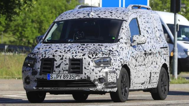 家用面包车？梅赛德斯-奔驰T级预告图