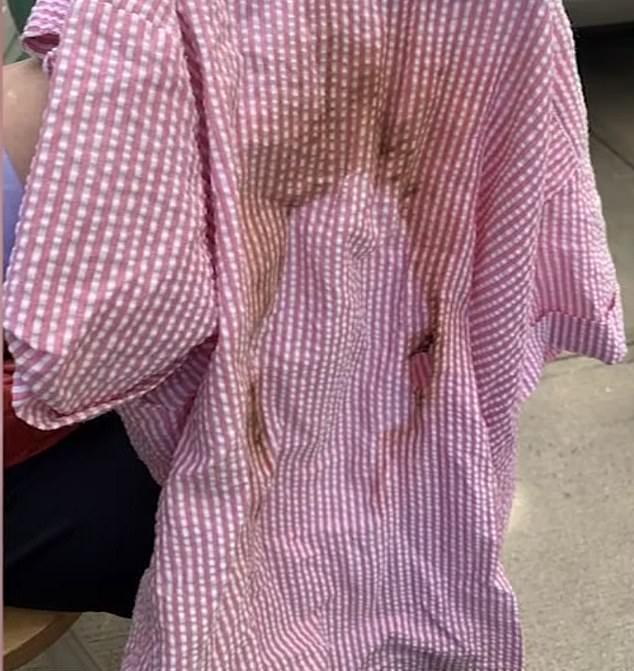 华人|89岁华人老太太遭两名陌生美国白人男子掌掴，衣服还被点燃