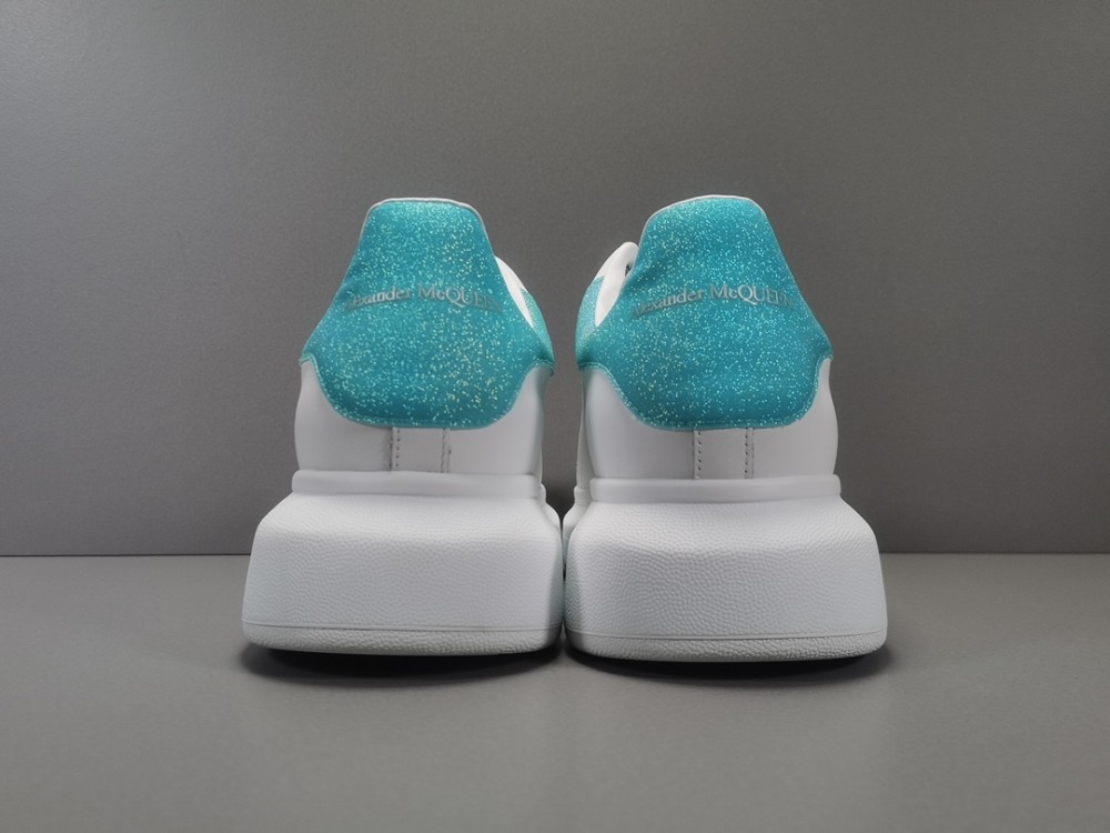 哇这款麦昆夜光小白鞋太美了吧