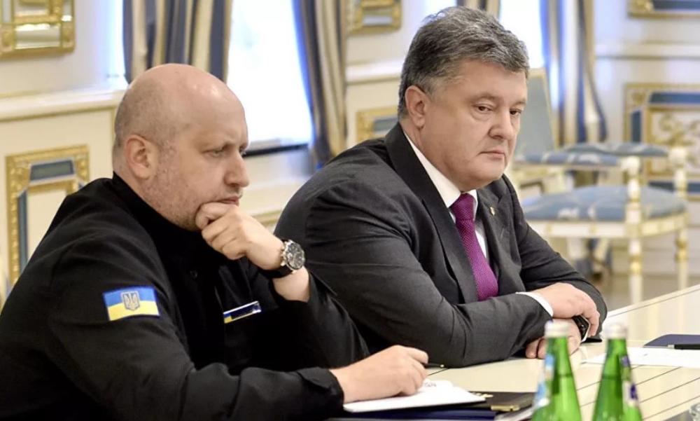 向泽连斯基|遥远的总统梦：顿巴斯停火后，波罗申科向泽连斯基“开火”