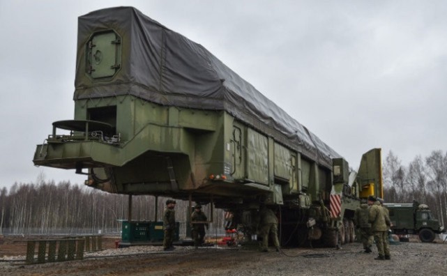 俄新型導彈列車問世堪比行走的核武庫美國需動用300顆衛星