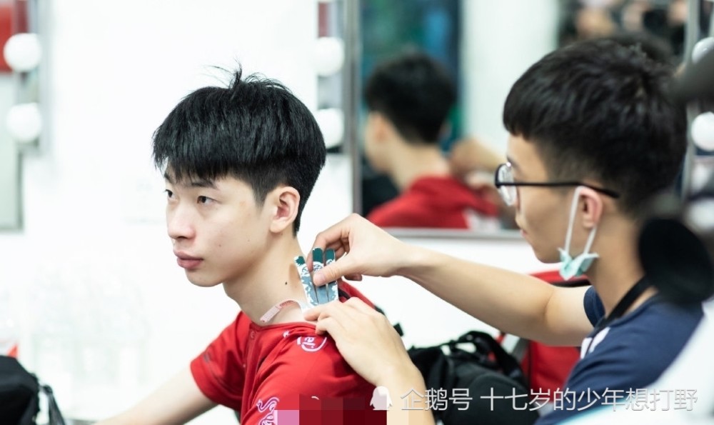 LOL：EDG年年八强竟是祝福？老队员指出EDG现在的理解连路人都不如