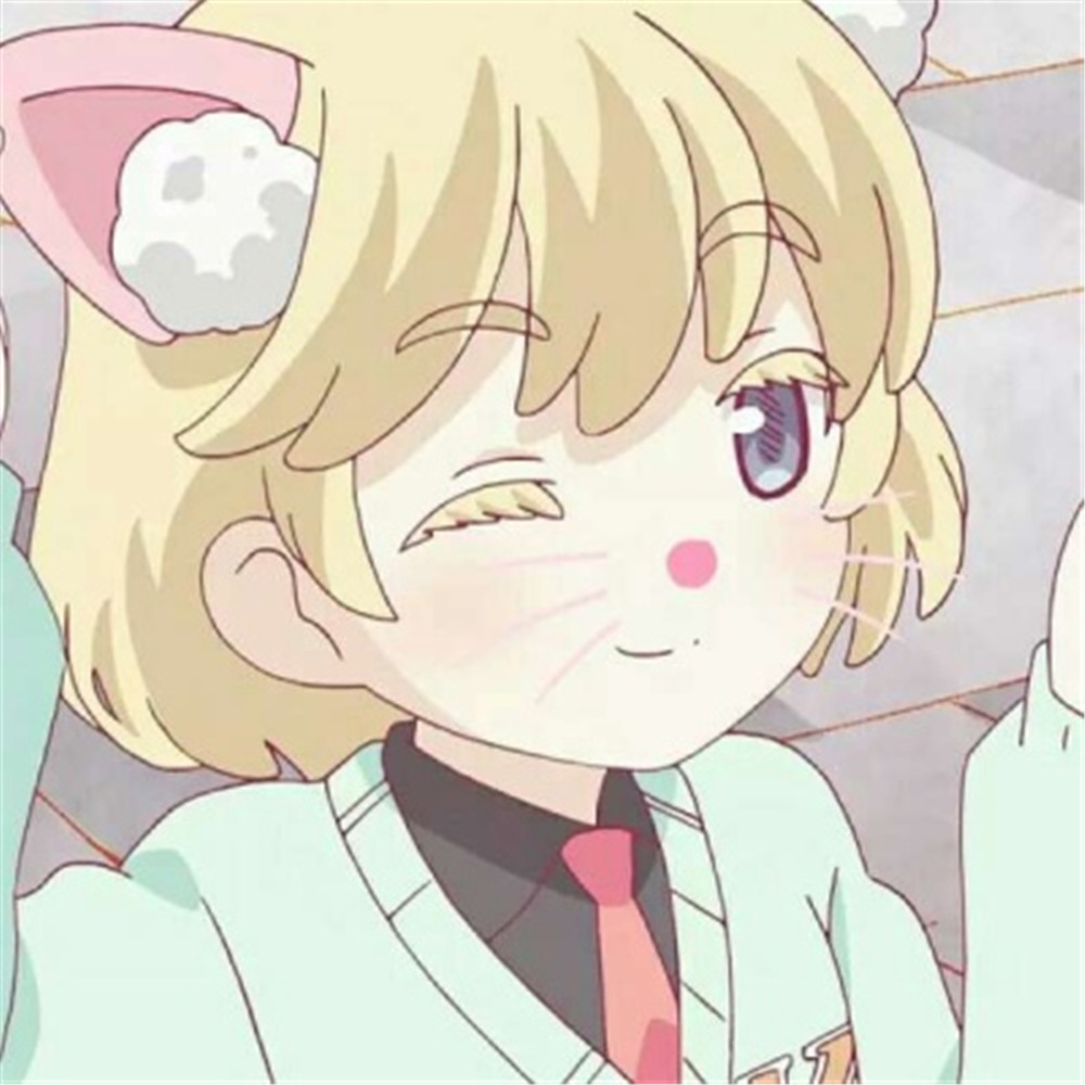 天真可爱动漫头像我站在你的左侧却像隔着银河