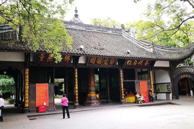 四川最灵验的寺庙，常年香火旺盛