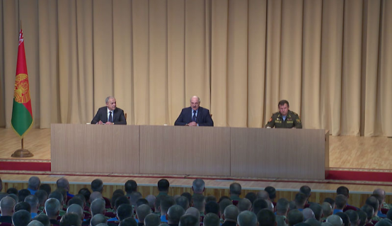 亚历山大·卢卡申科|自曝曾感染新冠病毒后，白俄总统语出惊人：我们97％的人口都感染过