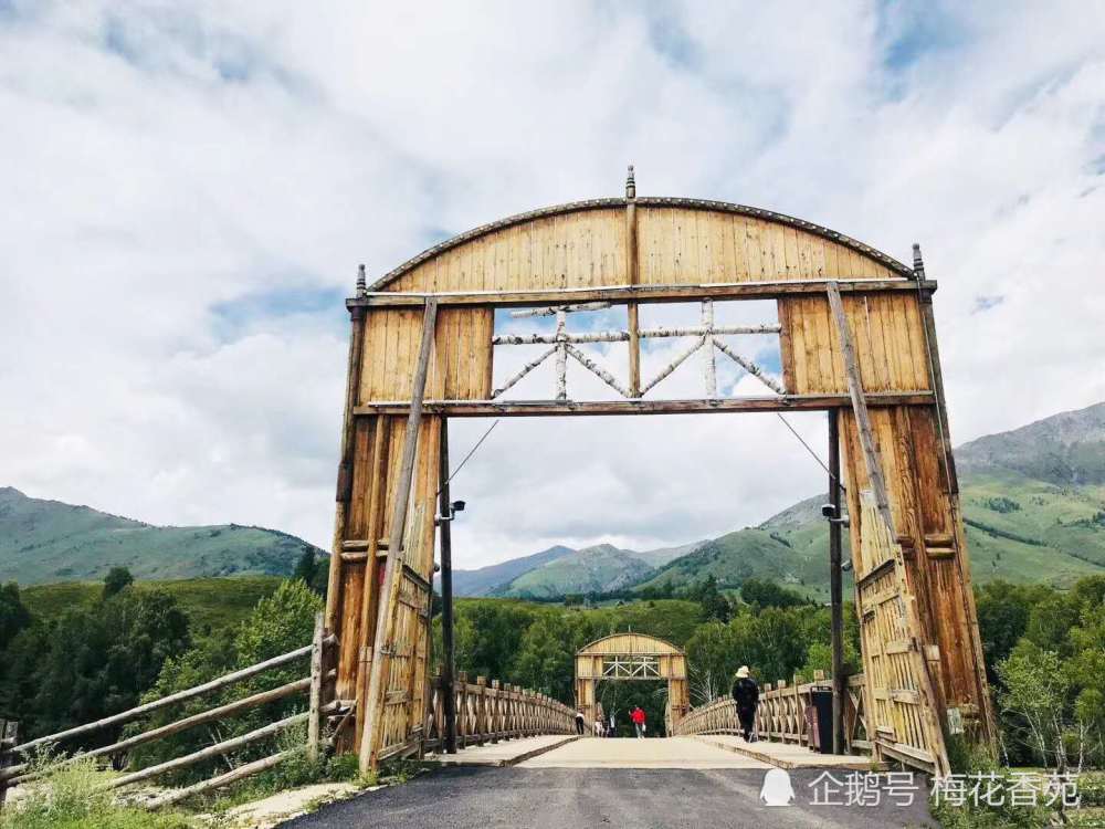 微信群二维码怎么弄成永久的《qq群二维码怎么加入qq群里》