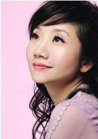 有"痣"者事竟成,娱乐圈中女明星们的魅力标"痣"