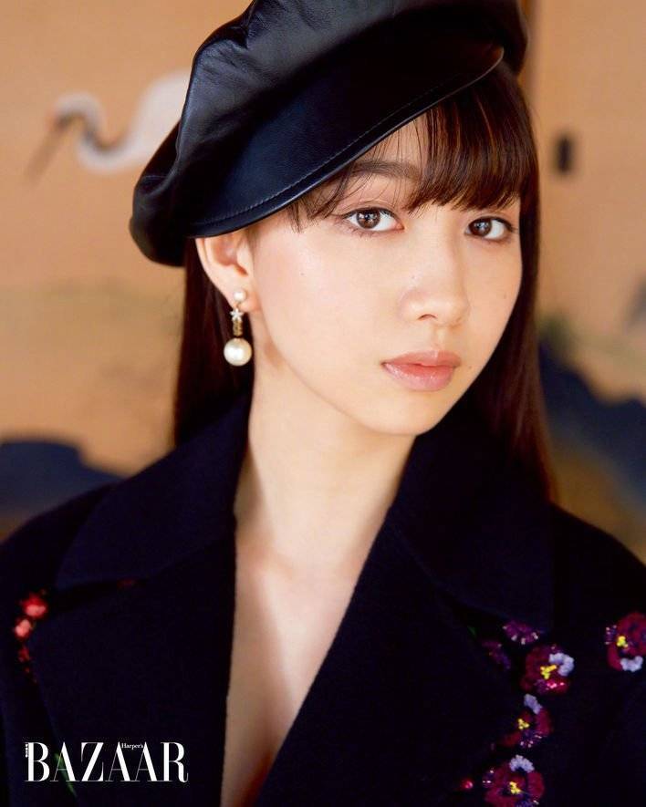 木村心美灰西装造型再登封姿势大胆气质到位大小姐气质太抢镜