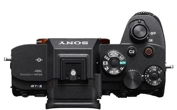 侧翻触摸屏!索尼全幅微单a7s iii:4k 120p视频不发热 23999元起