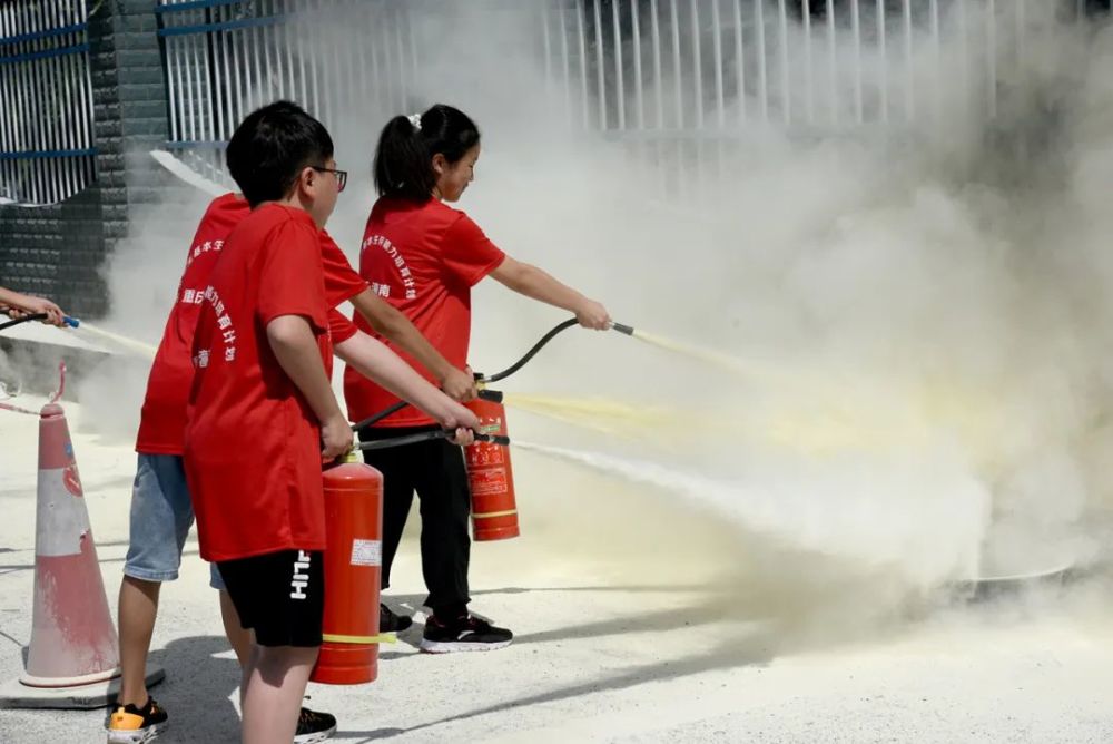 潼南区中小学生暑期消防安全教育课程正式开训