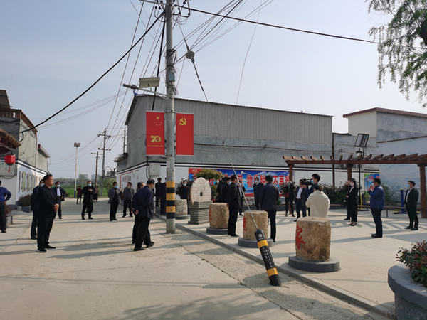 当好"头雁"做表率 点燃"引擎"谋发展——记方城县杨集镇胡岗村党支部