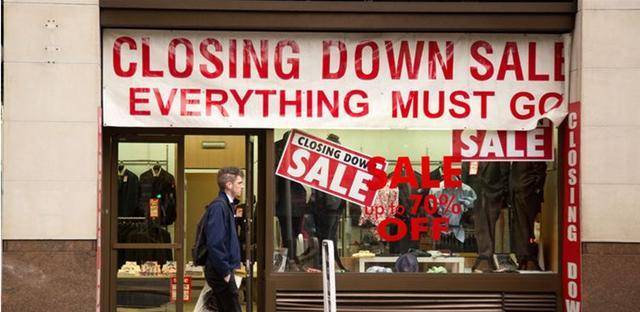 美国经济|民众无处“撸铁”，百年老店关门歇业！美国经济复苏的信心从何而来？