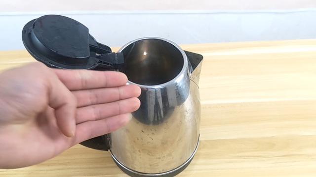 你家有坏掉的电热水壶别再扔了用途超棒解决家家都困扰的烦恼
