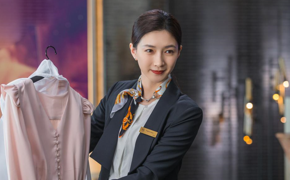 《三十而已》王漫妮:业务能力超强的拜金女?她只是感情的受害者