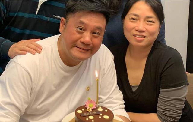 tvb麦长青罕见大唱情歌表白太太,公开庆祝夫妻相爱21年