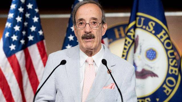 爱德华多·博索纳罗|巴西总统之子发布视频致敬特朗普，美众议院：博索纳罗一家必须远离美国大选