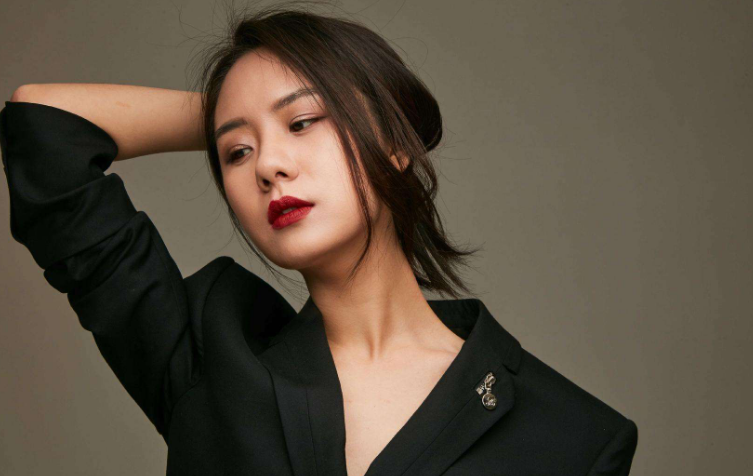 《新世界》大缨子:4岁配音,父亲也是演员,出道14年凭努力走红