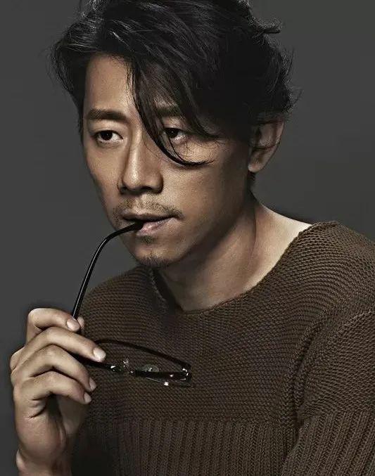 对热播的大作——《古董局中局2》,男主角扮演者夏雨的精准评价