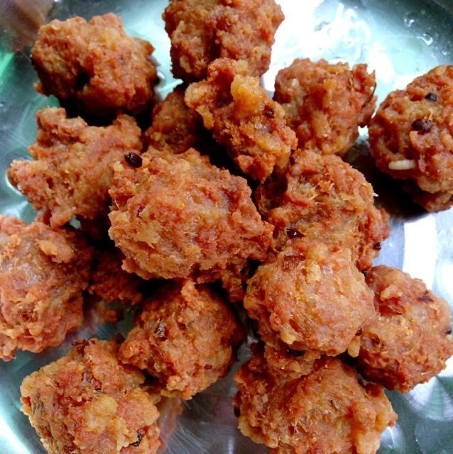 客家小吃之松口炸肉丸