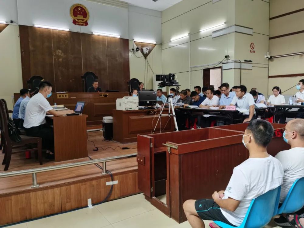 寻乌黑老大获刑18年法院一审宣判刘某友等人黑社会性质组织案