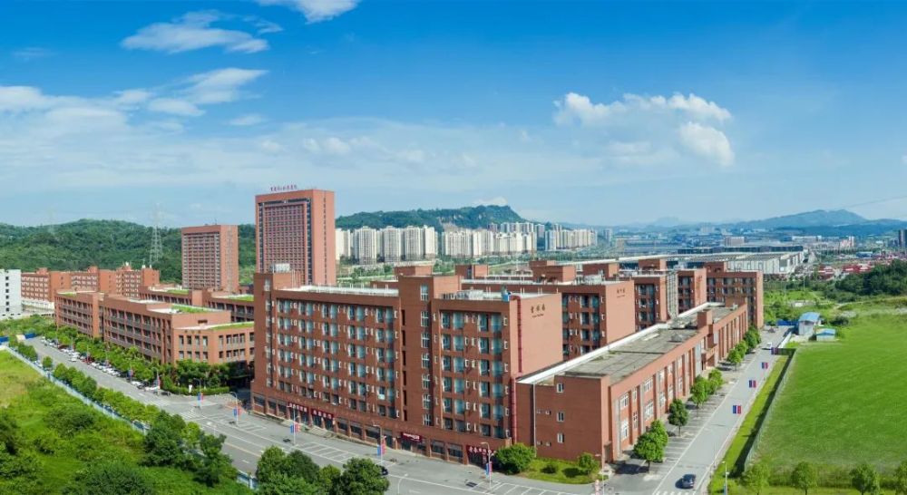 融入集体,从积极展示自己做起